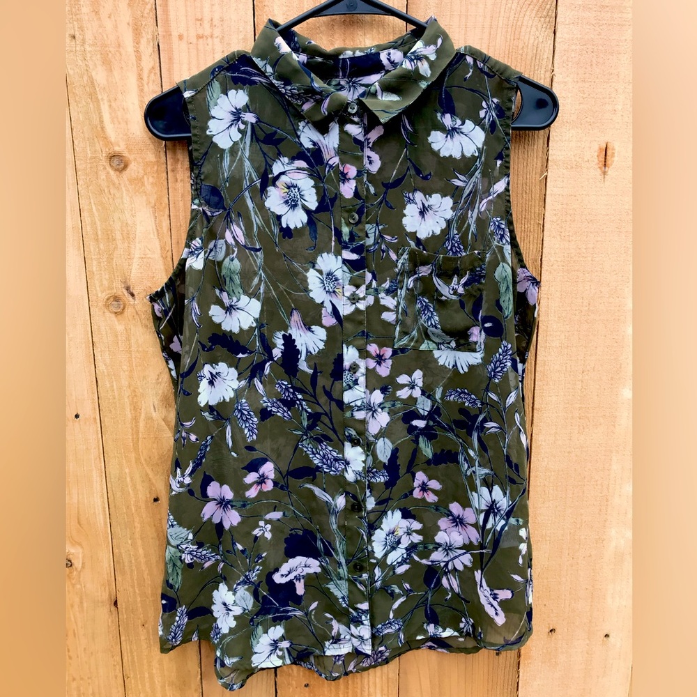 DONATED Liz Claiborne Green Floral Collared Button Down Tank Top Sheer